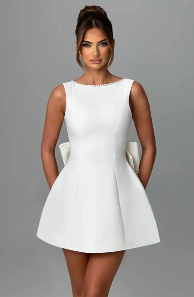 Sleeveless A-Line Mini Dress – Round Neck Flared Swing Dress with Relaxed Silhouette for Casual Outings, Brunch, Office & Parties