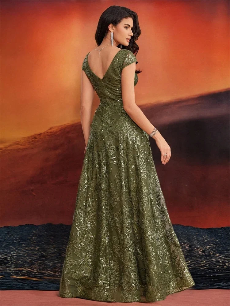 Lace A-Line Maxi Dress – Short Sleeve V-Neck Gown with Fitted Bodice, Defined Waist and Flowing Floor-Length Skirt for Weddings & Events