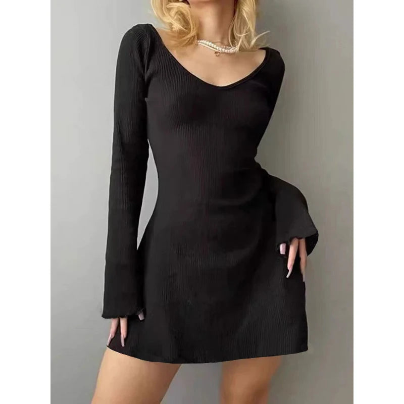 Ribbed Mini Dress – Long Sleeve Scoop Neck Bodycon Dress with Flared Sleeves, Fitted Silhouette and Stretch Knit Fabric for Evening Wear