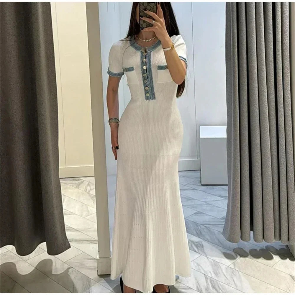 Bodycon Maxi Dress – Sleeveless Square Neck Dress with Wide Straps, Figure-Hugging Silhouette and Floor-Length Design for Vacations & Events