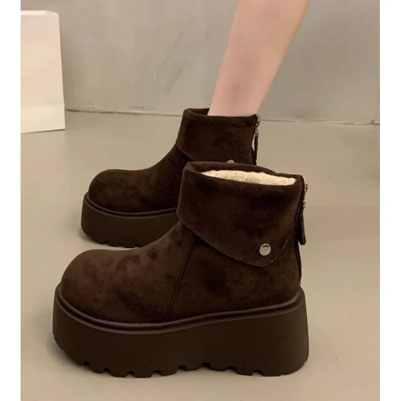 Women's Platform Ankle Boots – Cozy Faux Suede Winter Boots with Plush Lining, Chunky Platform Sole & Back Zipper