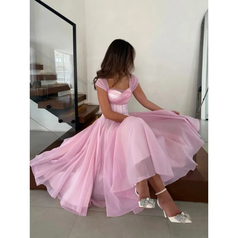 A-Line Midi Dress – Short Sleeve Square Neck Dress with Fitted Bodice, Defined Waist and Flowing Flared Skirt for Weddings & Special Events