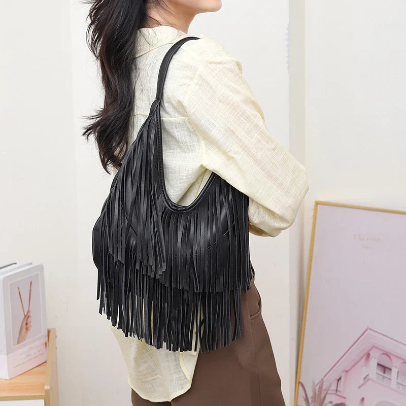 Women's Fringe Shoulder Bag, Black Faux Leather Hobo Bag, Boho Tassel Handbag, Slouchy Fringe Purse for Casual Outings & Festivals