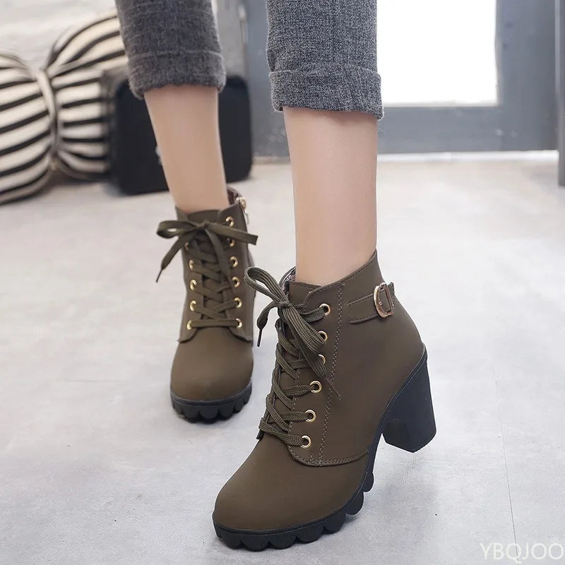 Women's Lace-Up Platform Ankle Boots – Chunky Block Heel Combat Boots with Side Zipper for Casual, Party & Winter Wear
