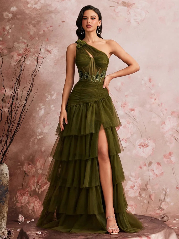 Ruffled Maxi Dress – One Shoulder Evening Gown with Ruched Bodice, Tiered Skirt and High Side Slit for Weddings & Formal Events
