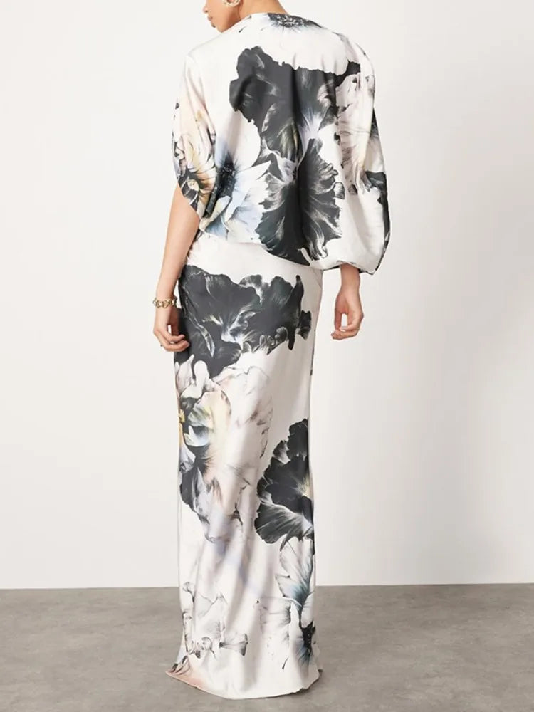 Abstract Print Maxi Dress – Short Sleeve Crew Neck Dress with Draped Silhouette, High Side Slit and Flowing Floor-Length Design for Events