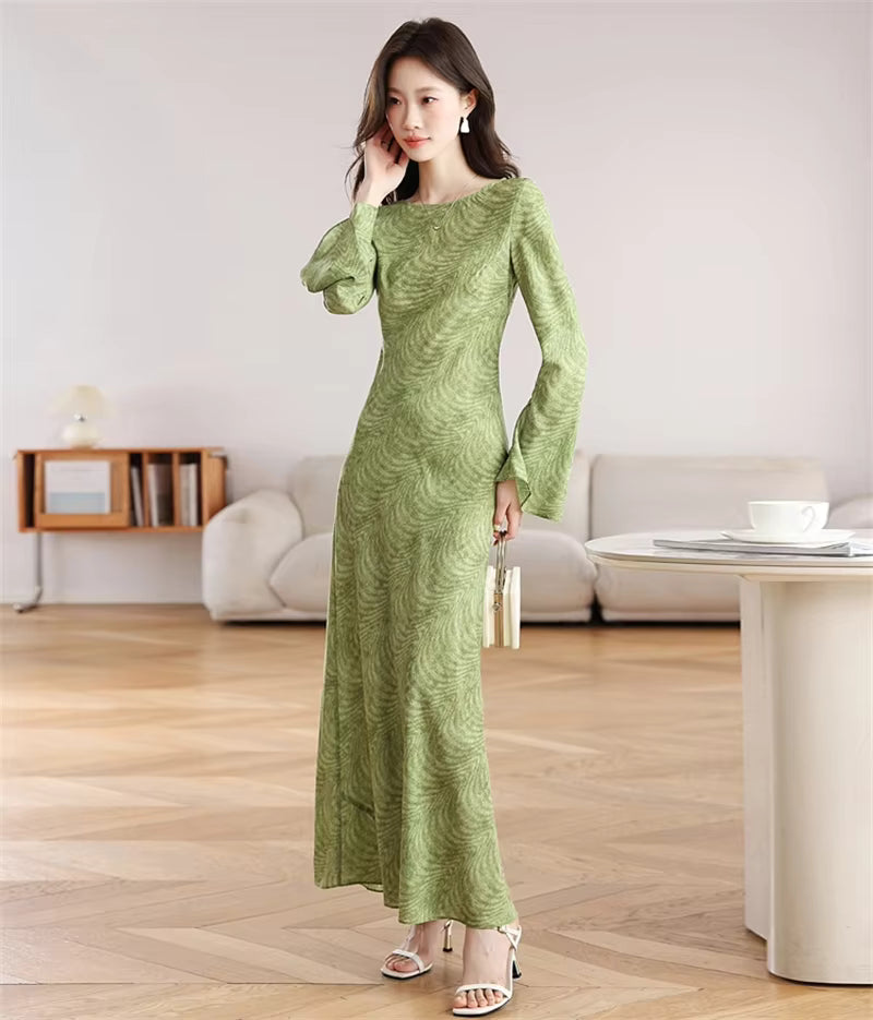 Printed Maxi Dress – Long Sleeve A Line Dress with Round Neckline, Abstract Swirl Pattern and Relaxed Flowing Silhouette