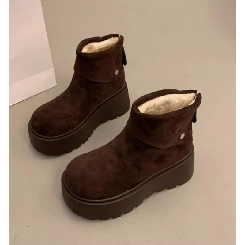 Women's Platform Ankle Boots – Cozy Faux Suede Winter Boots with Plush Lining, Chunky Platform Sole & Back Zipper