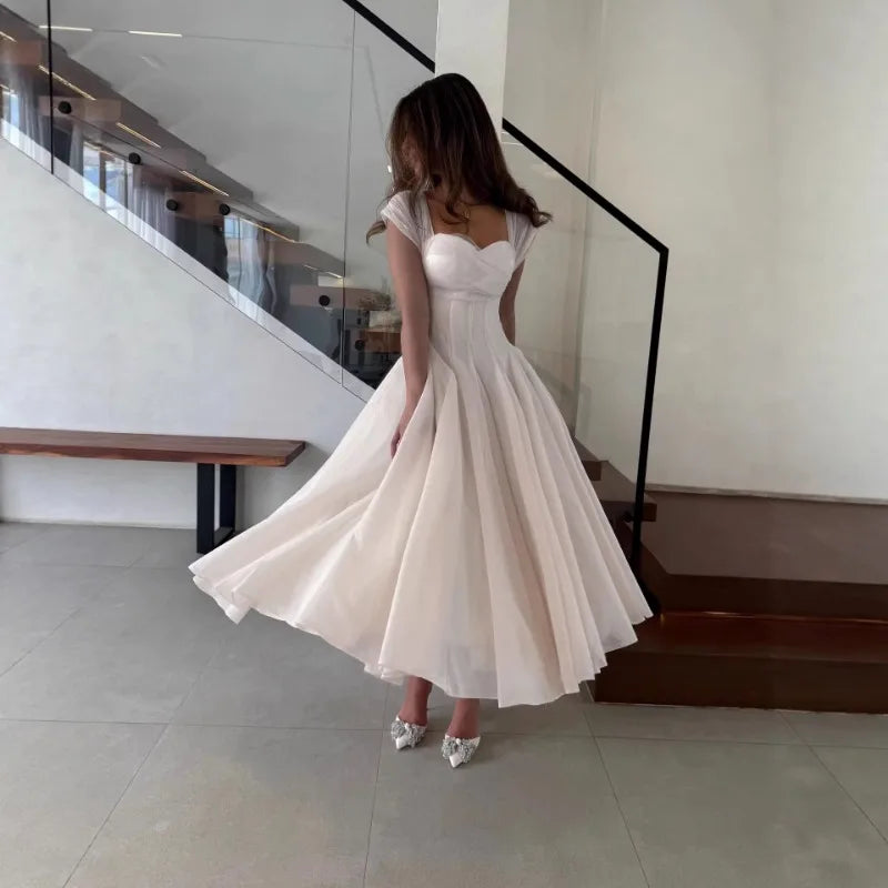 A-Line Midi Dress – Short Sleeve Square Neck Dress with Fitted Bodice, Defined Waist and Flowing Flared Skirt for Weddings & Special Events