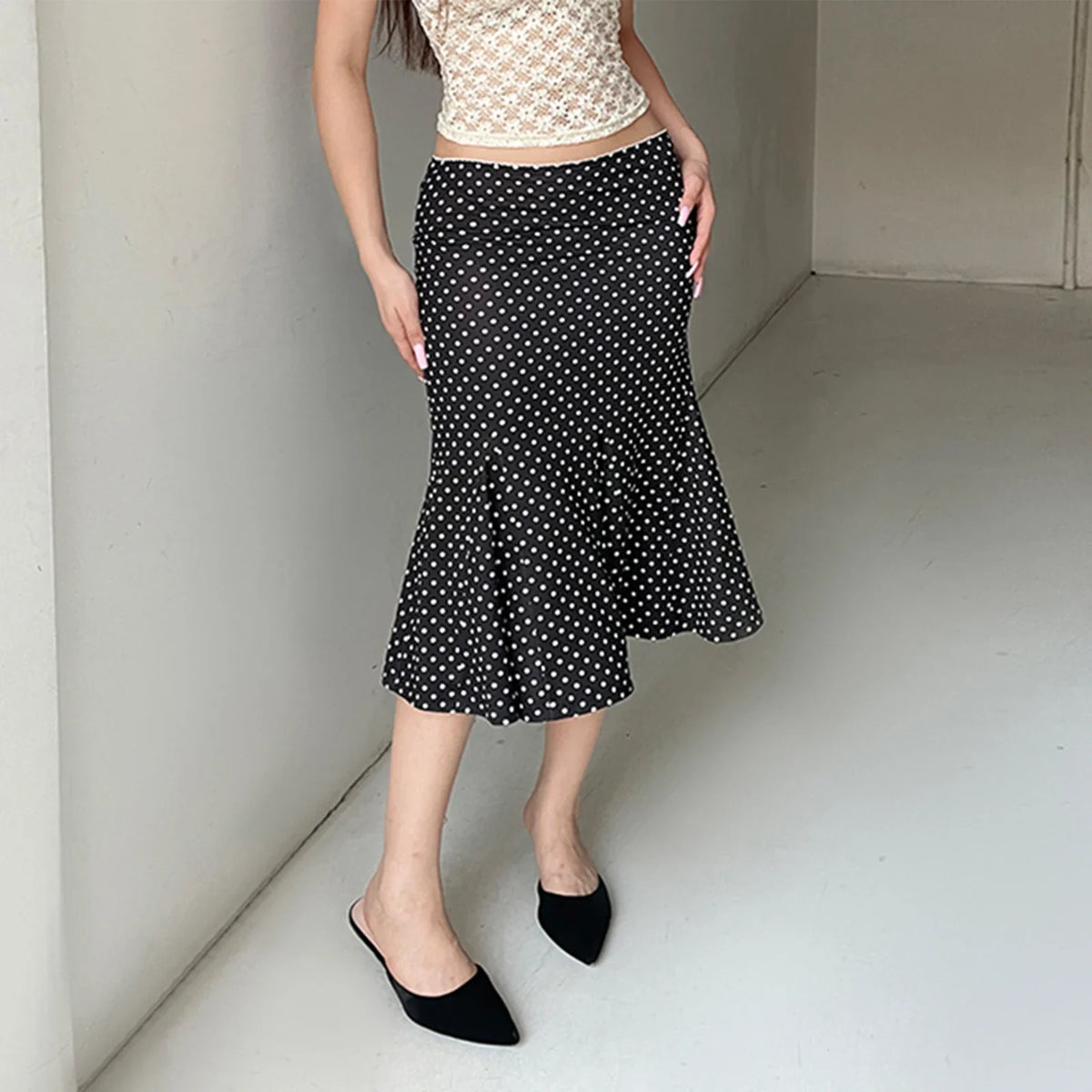 High Waisted Polka Dot Midi Skirt A Line Flared Skirt Pleated Style Knee Length Casual Vintage Inspired Feminine