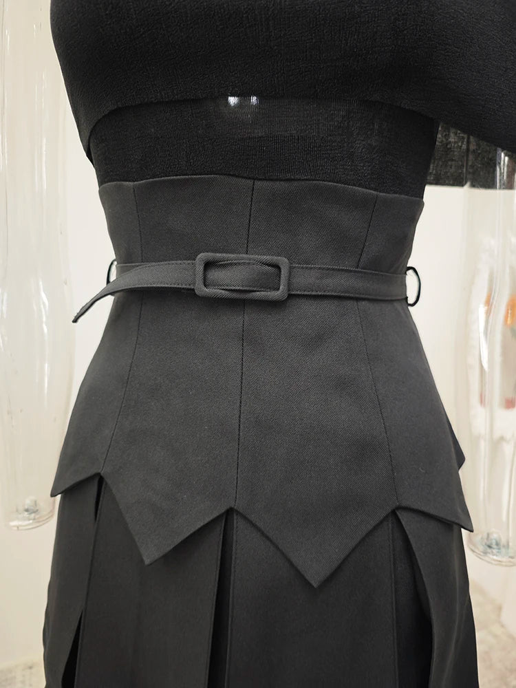 Pleated Maxi Dress – Sleeveless High Neck Dress with Structured Waist and Flowing A-Line Skirt for Formal Events, Parties & Evening Wear