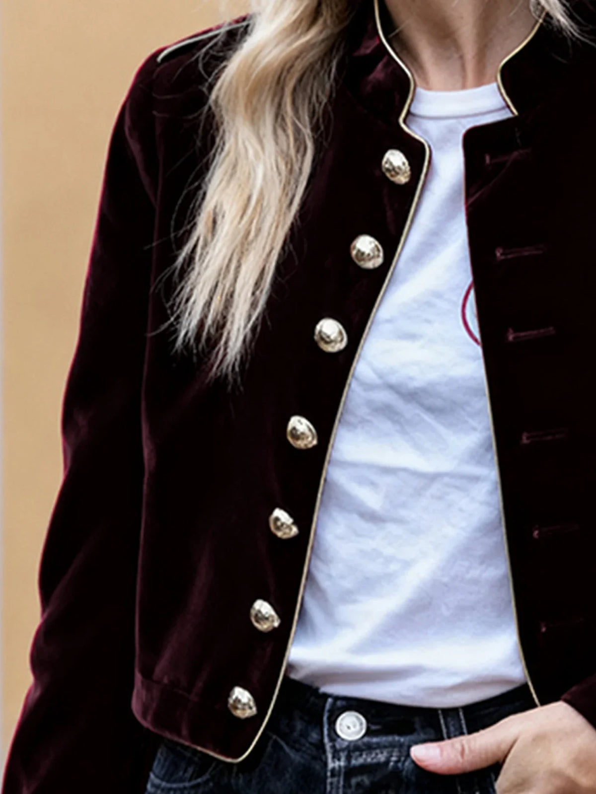 Cropped Velvet Jacket with Gold Button Detail, Tailored Collared Jacket, Fitted Long Sleeve Casual Outerwear