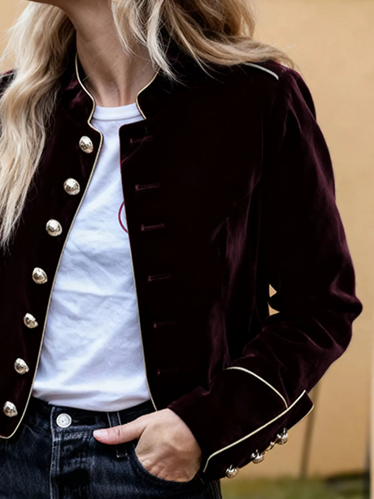 Cropped Velvet Jacket with Gold Button Detail, Tailored Collared Jacket, Fitted Long Sleeve Casual Outerwear
