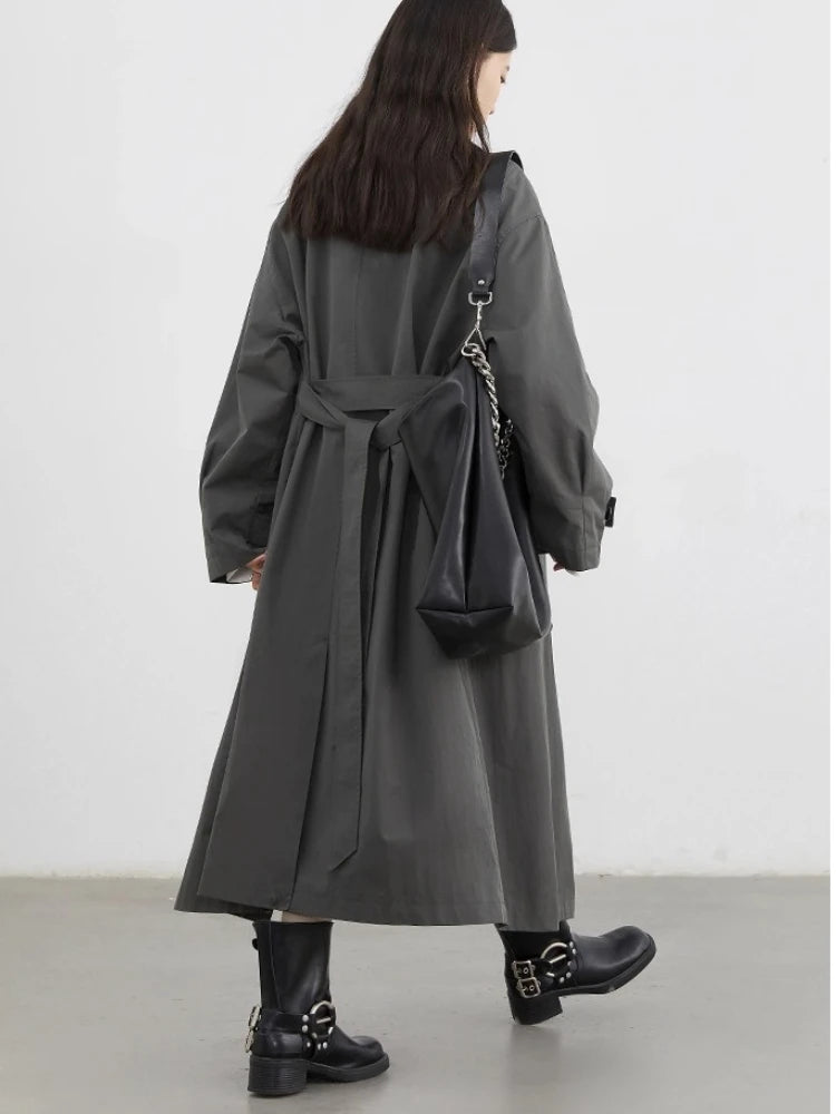 Classic Double-Breasted Trench Coat, Longline Coat with Wide Lapels and Adjustable Cuffs, Elegant Minimalist Transitional Outerwear