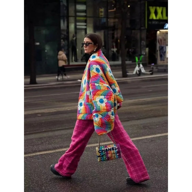 Quilted Puffer Jacket with Abstract Print, Oversized Zip-Up Jacket with High Neck and Front Pockets, Statement Winter Outerwear