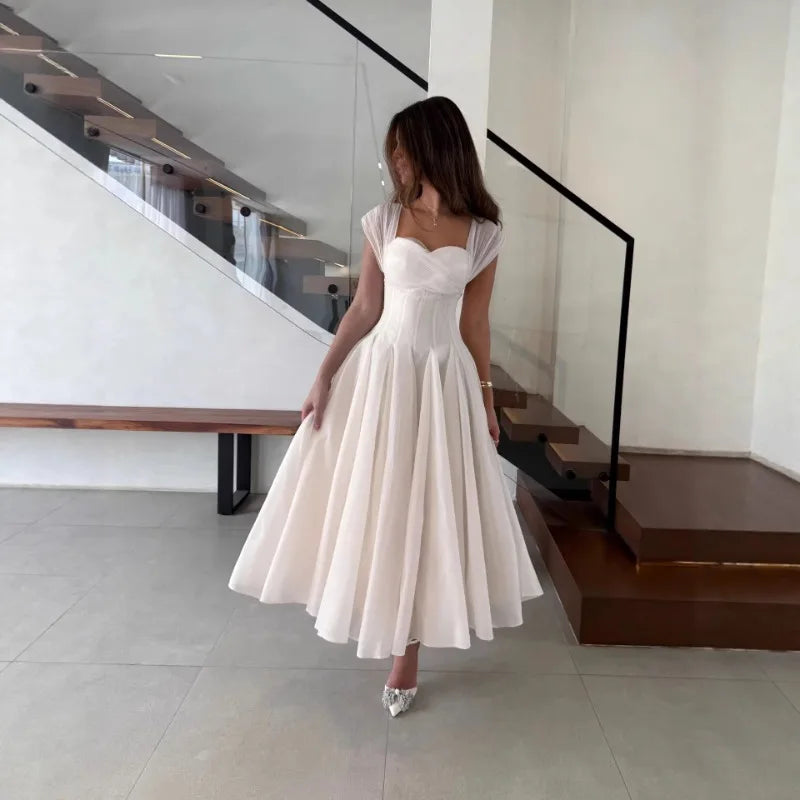 A-Line Midi Dress – Short Sleeve Square Neck Dress with Fitted Bodice, Defined Waist and Flowing Flared Skirt for Weddings & Special Events