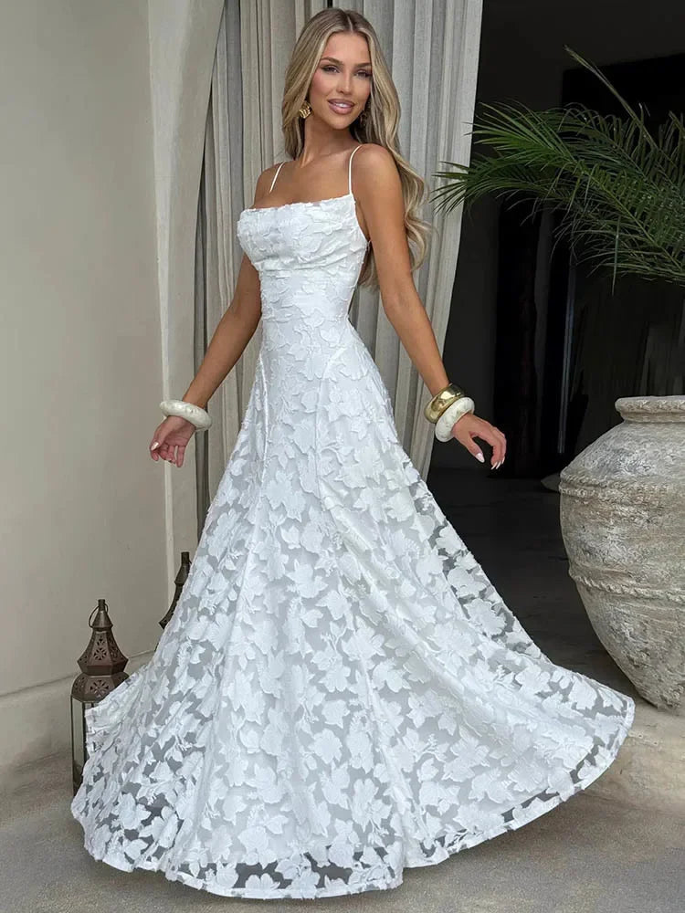 Lace A-Line Evening Gown – Strapless Floor-Length Dress with Fitted Bodice and Flared Skirt for Weddings, Prom & Formal Events