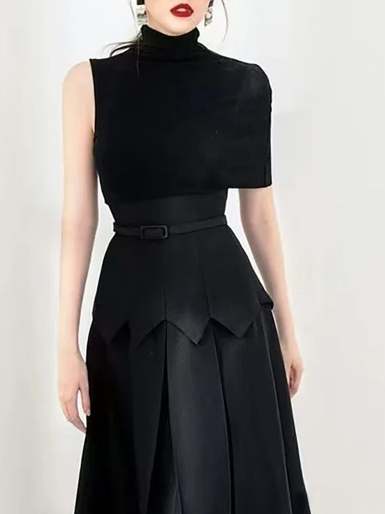 Pleated Maxi Dress – Sleeveless High Neck Dress with Structured Waist and Flowing A-Line Skirt for Formal Events, Parties & Evening Wear