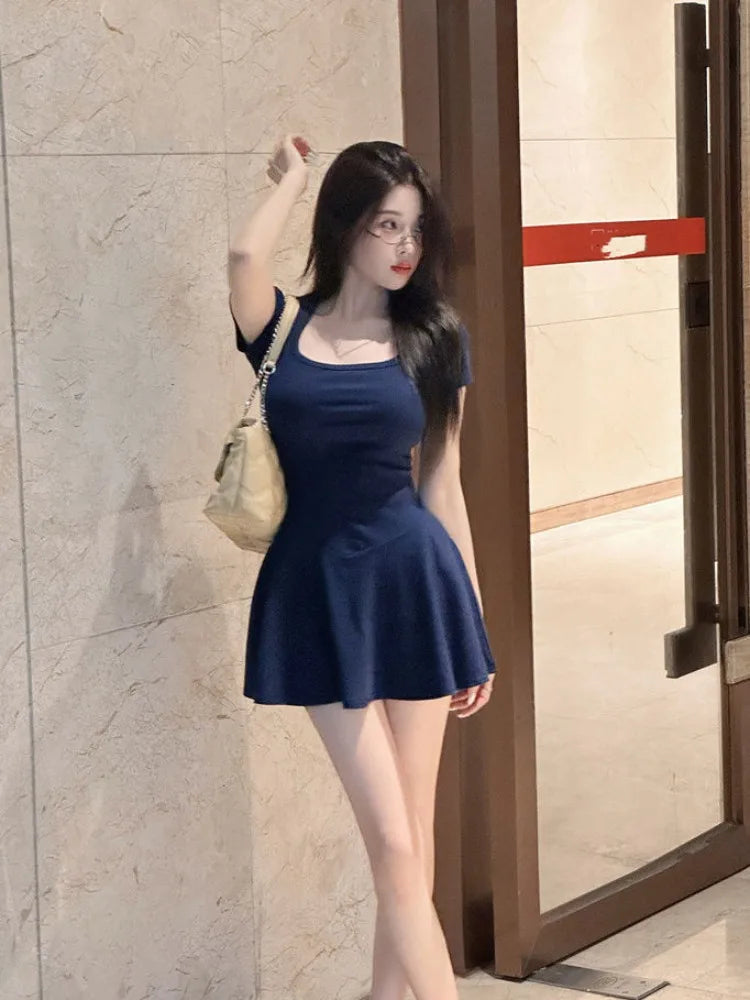 Fit and Flare Mini Dress – Short Sleeve Round Neck Dress with Fitted Bodice and Flared Skirt for Brunch, Casual Outings & Date Nights