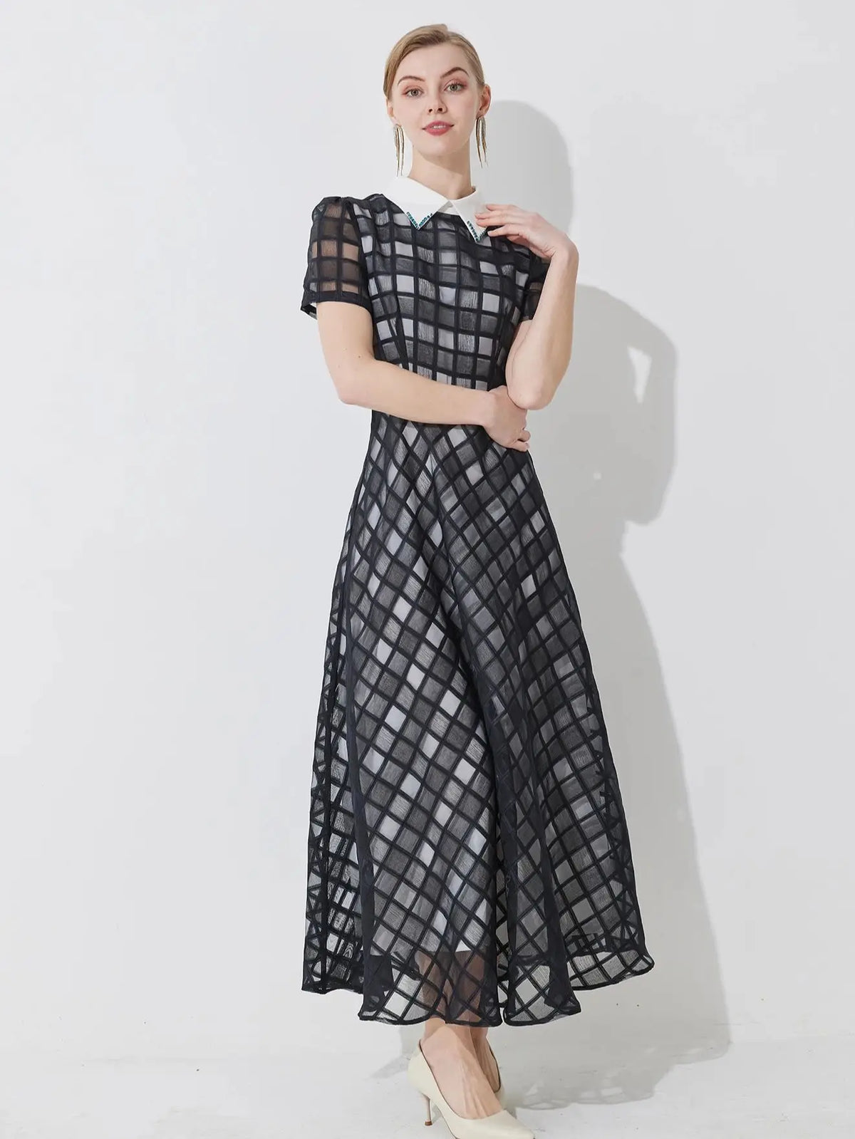 Plaid Maxi Dress – Short Sleeve High Neck A-Line Dress with Fitted Bodice and Flowing Full Skirt for Weddings, Brunch & Special Events