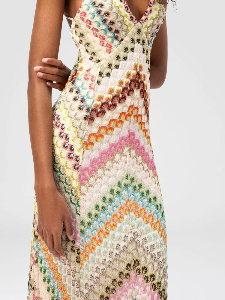 Chevron Maxi Dress – Strappy Backless A-Line Dress with Crossback Straps and Flowing Floor-Length Silhouette for Vacations & Summer Events